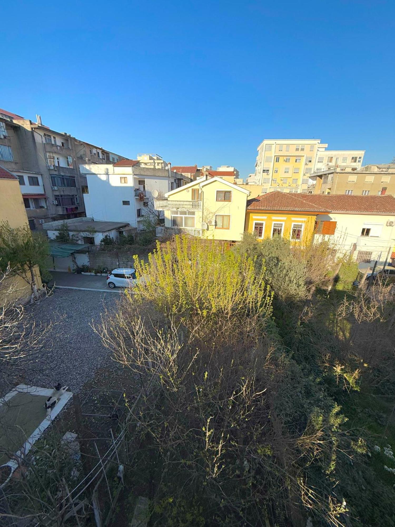 Shkodra Guest House 2 Luaran gambar