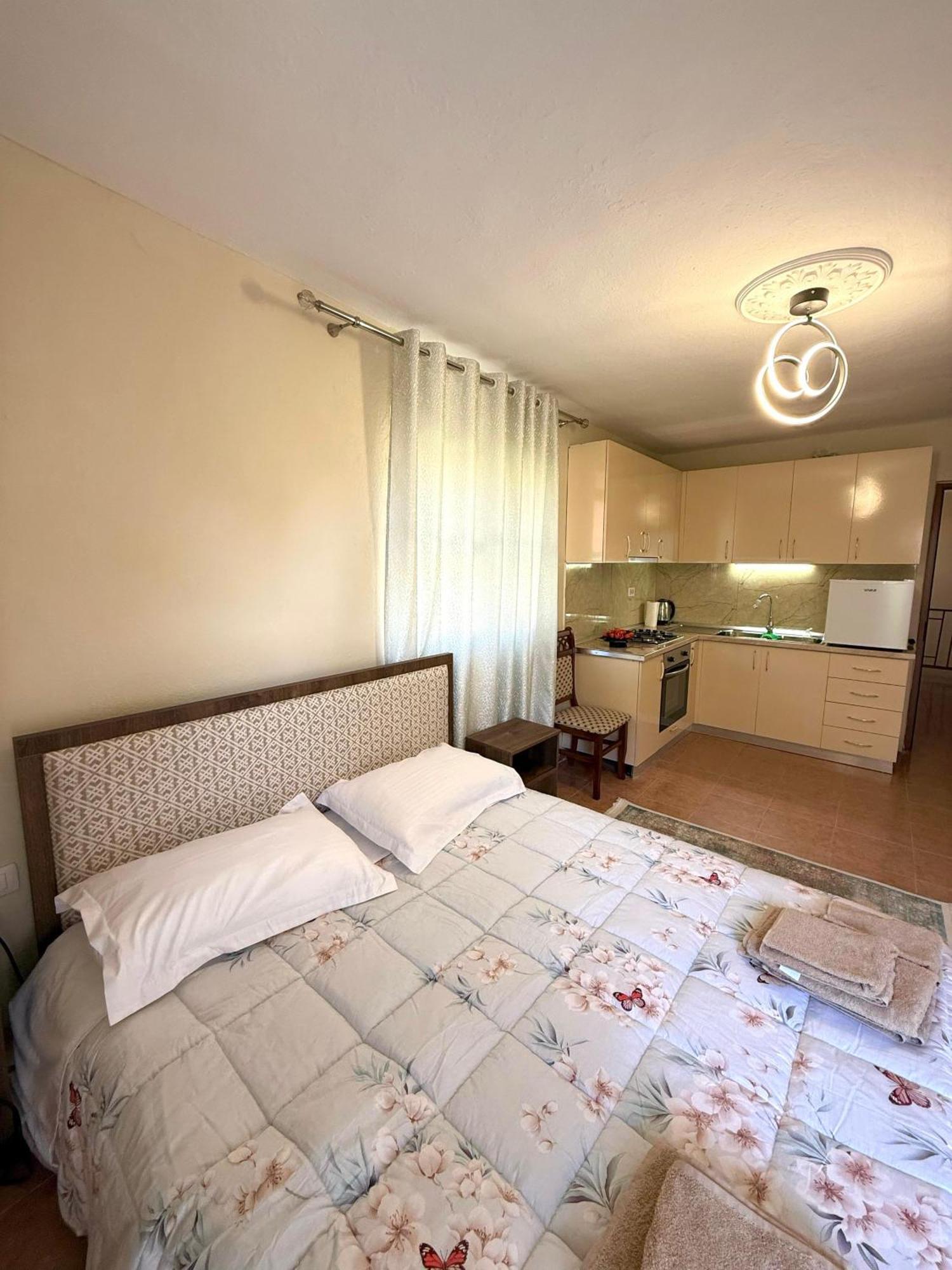 Shkodra Guest House 2 Luaran gambar