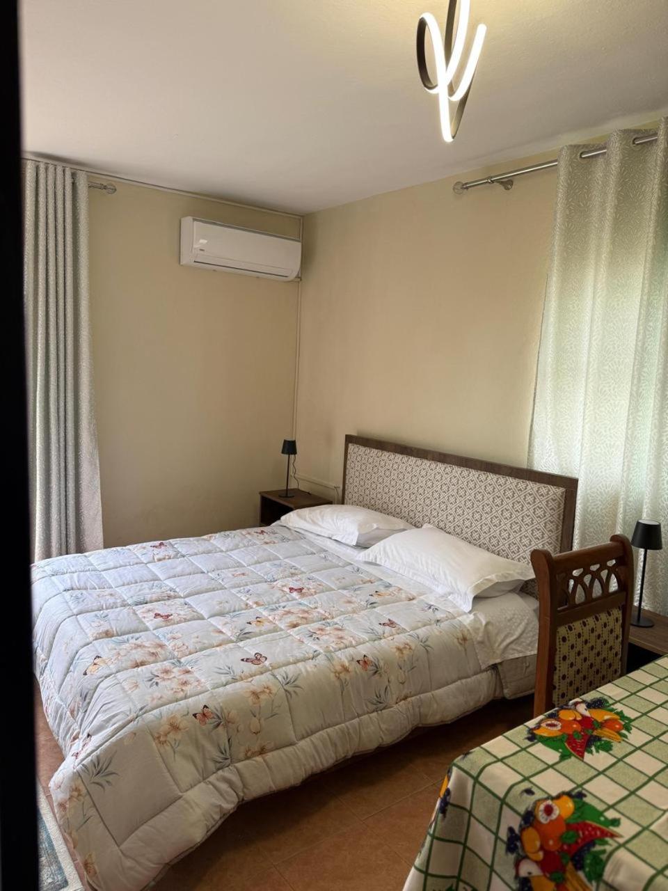 Shkodra Guest House 2 Luaran gambar